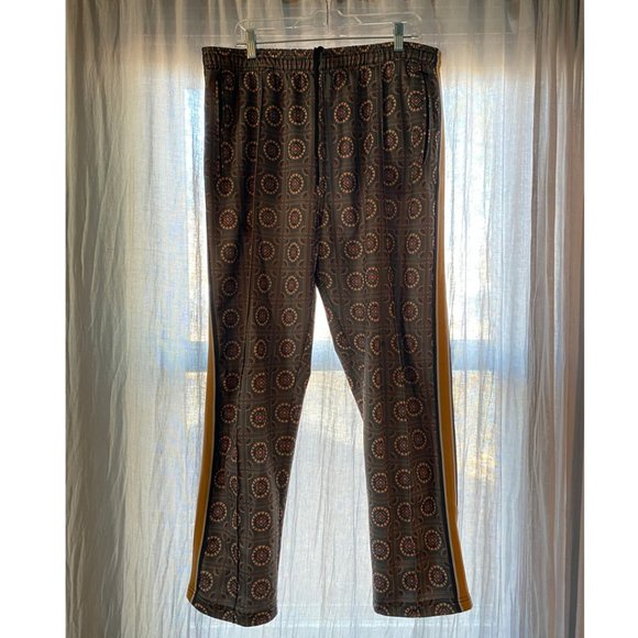 Urban Outfitters Other - Urban Outfitters Printed Sweat Pants Size XL